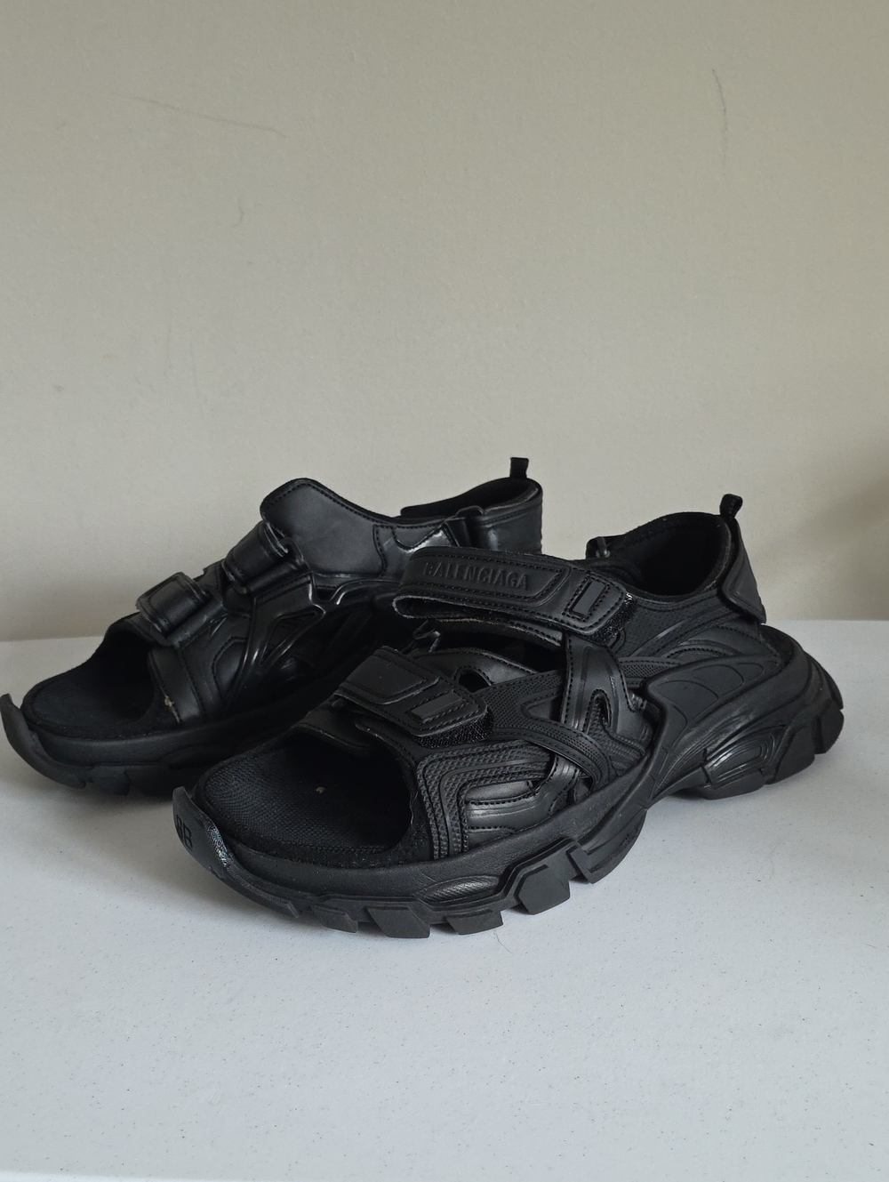 BALENCIAGA | Track Sandals Triple Black Straps mens SZ 11 - Picture 2 of 7